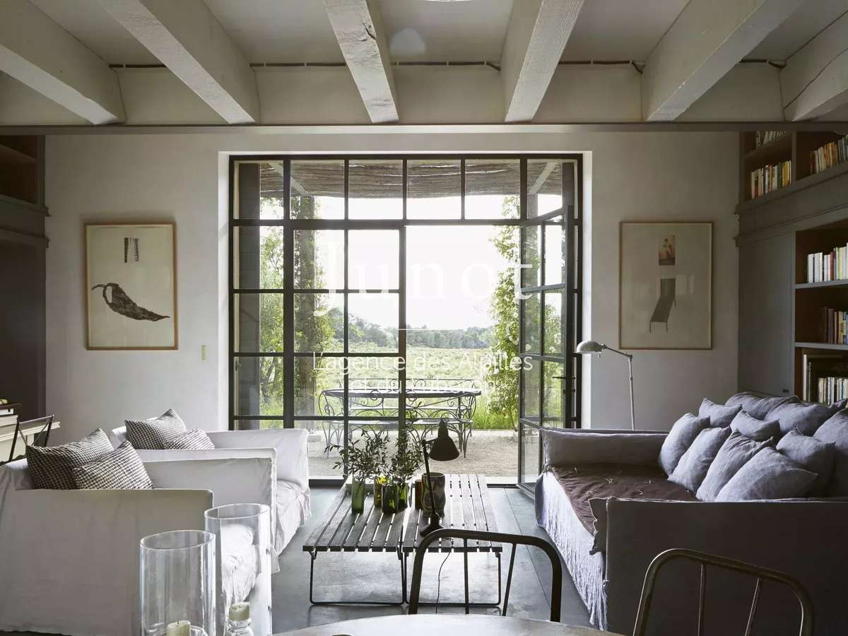 Maison Mouriès