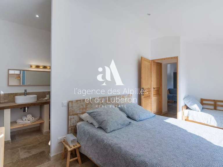 Maison Mouriès - 6 chambres - 260m²