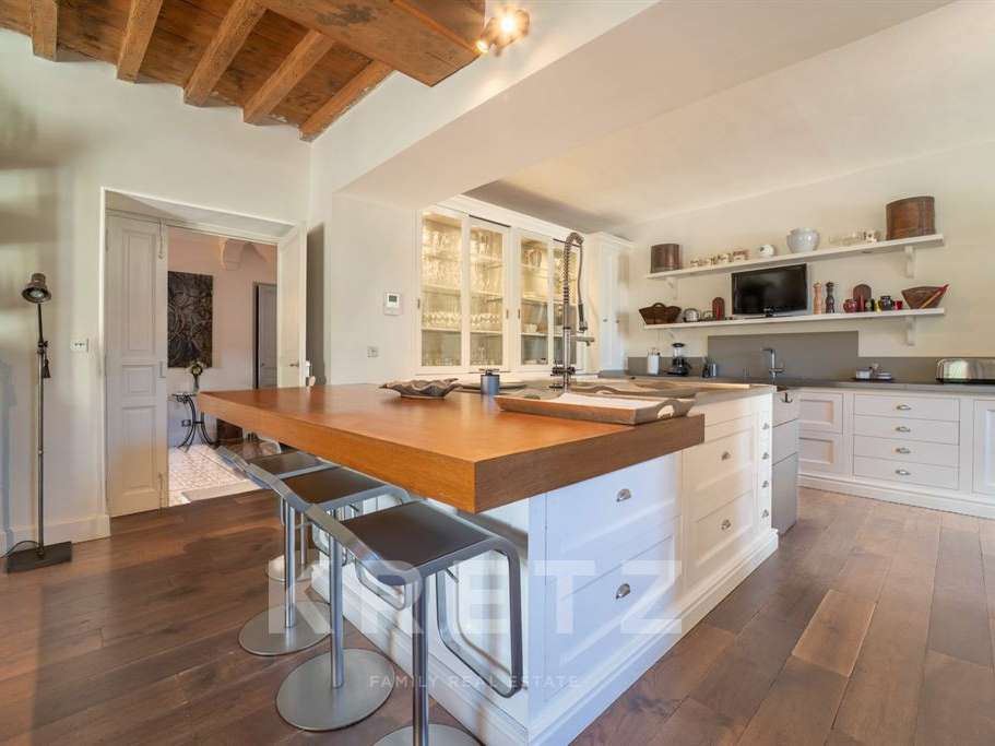 Maison Mouriès