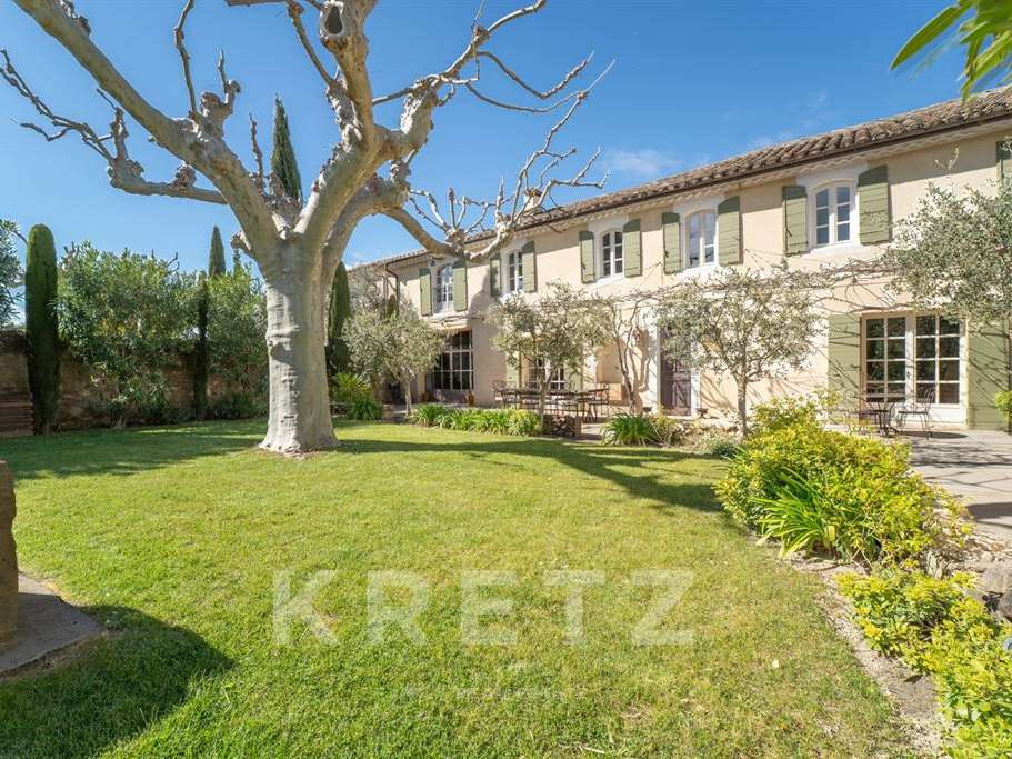 Maison Mouriès