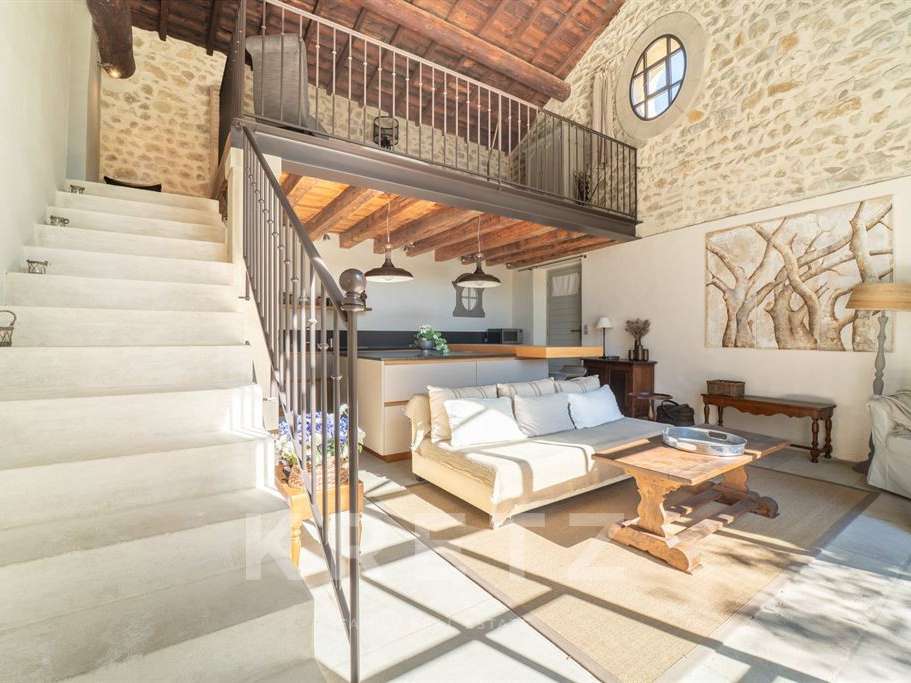 Maison Mouriès