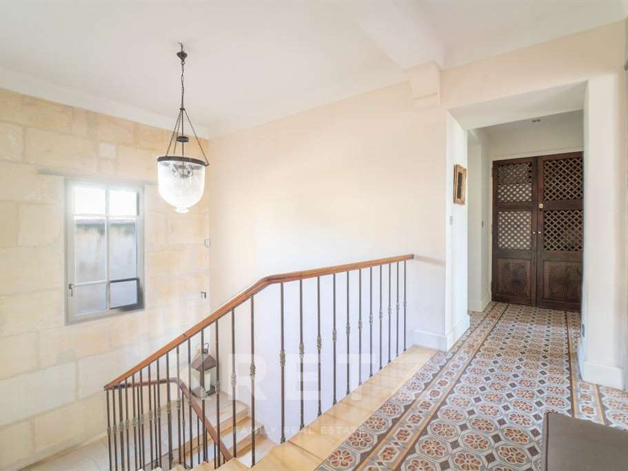 Maison Mouriès