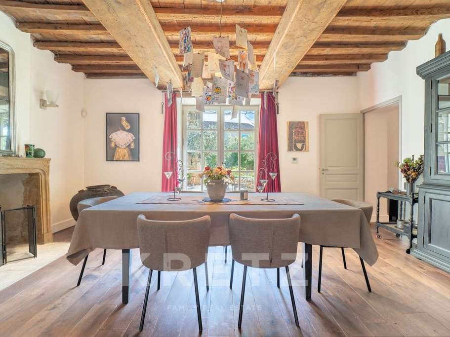 Maison Mouriès
