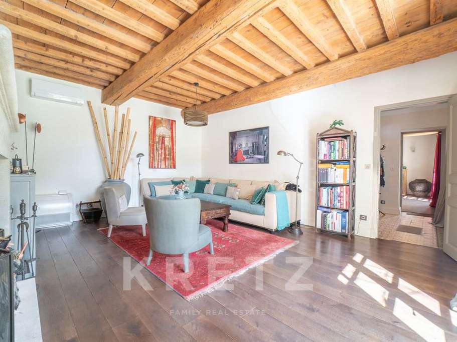Maison Mouriès