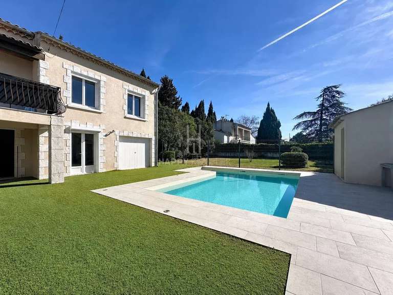 Maison Mouriès - 3 chambres - 142m²