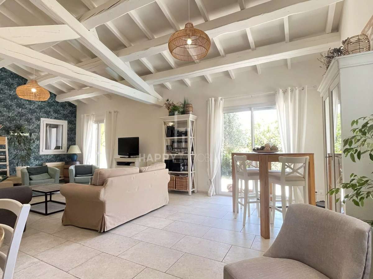 Maison Mouriès