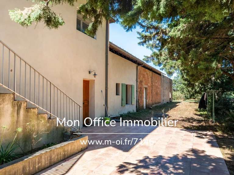 Maison Mouriès - 6 chambres - 268m²