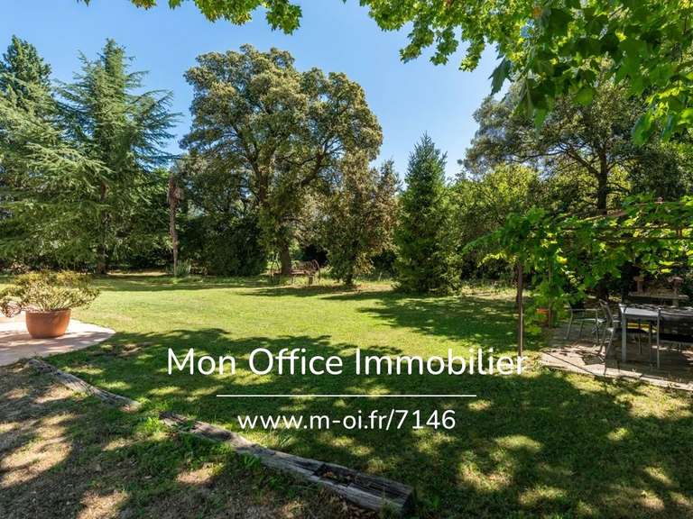 Maison Mouriès - 6 chambres - 268m²