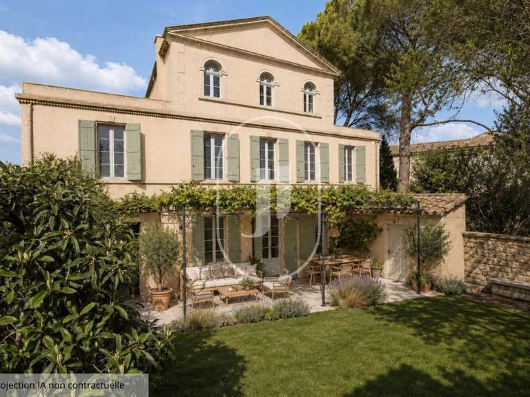 Propriété Mouriès - 9 chambres - 585m²