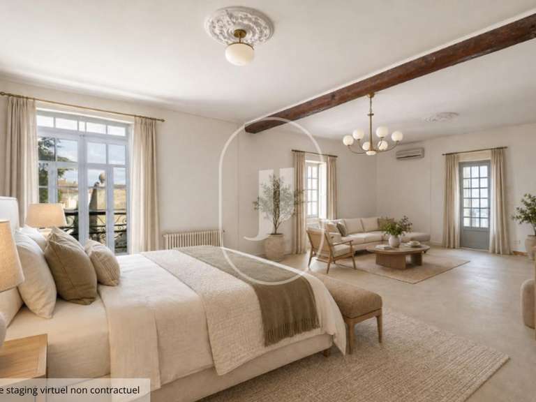 Propriété Mouriès - 9 chambres - 585m²