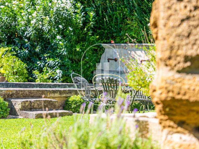 Propriété Mouriès - 5 chambres - 260m²