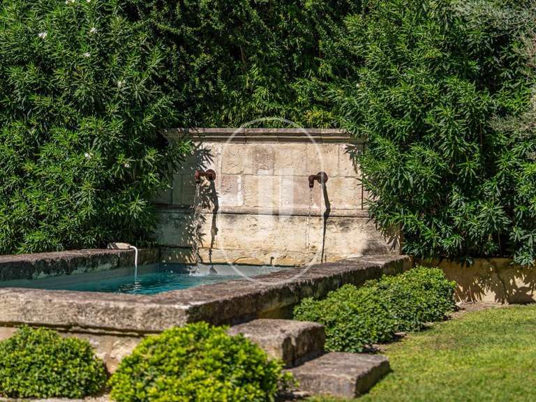 Propriété Mouriès - 5 chambres - 260m²