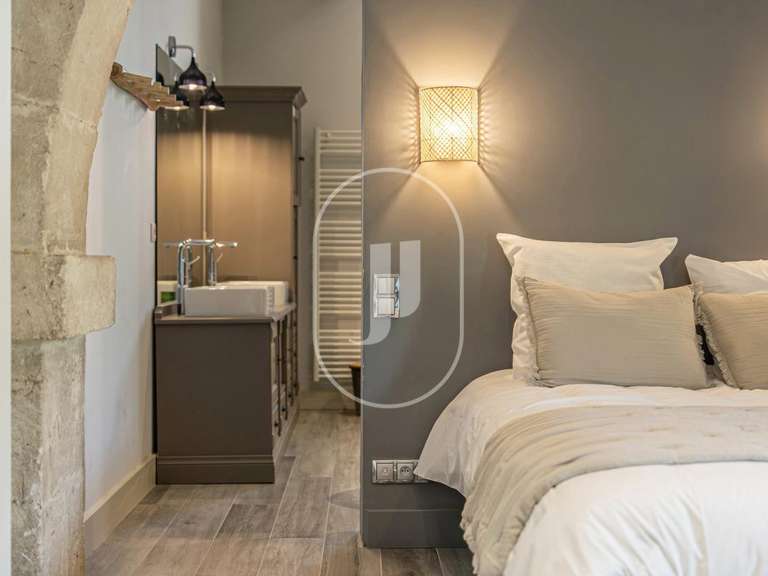 Propriété Mouriès - 5 chambres - 260m²