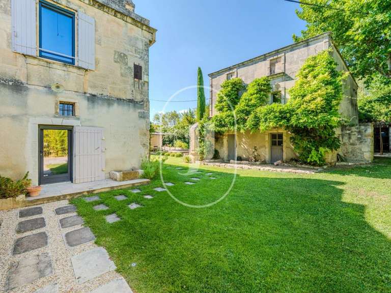 Property Mouriès - 5 bedrooms - 260m²