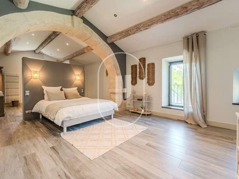 Propriété Mouriès - 5 chambres - 260m²
