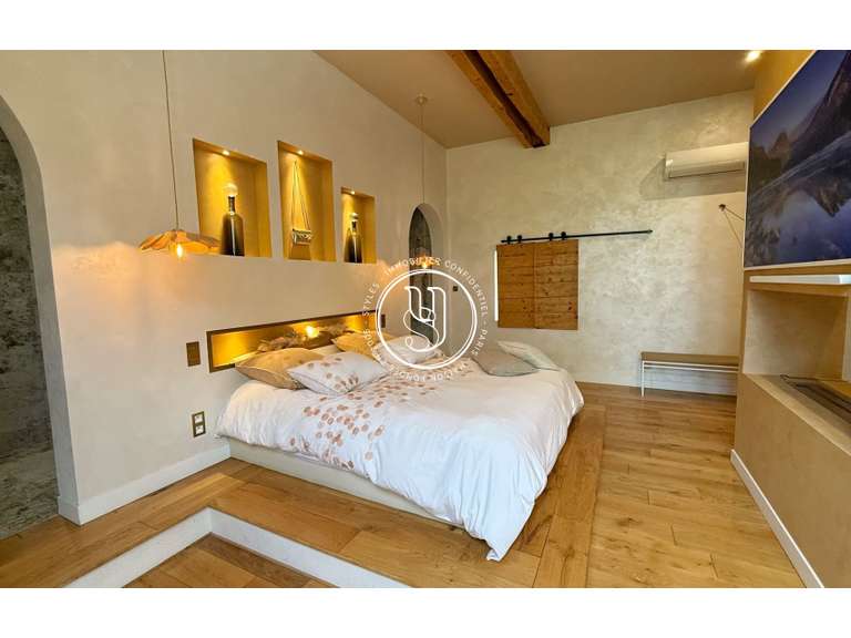 Villa Mouriès - 8 chambres - 521m²