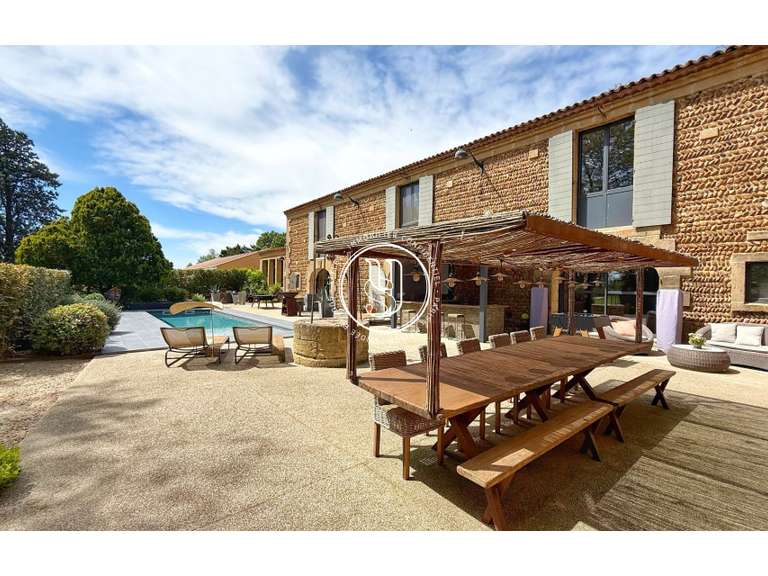 Villa Mouriès - 8 chambres - 521m²