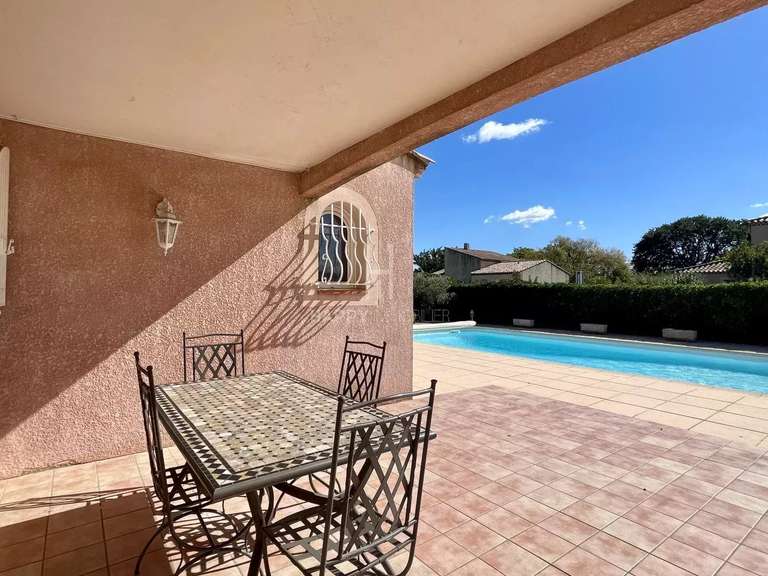 Villa Mouriès - 3 bedrooms - 156m²