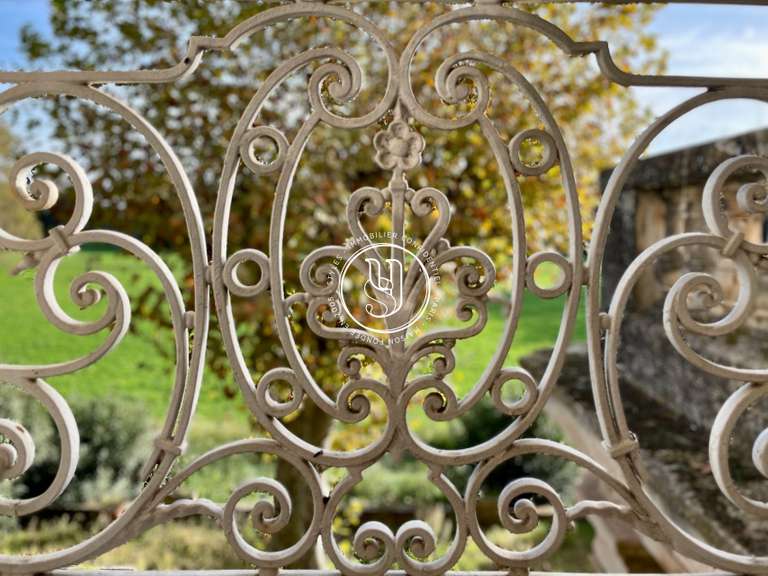Villa Mouriès - 8 chambres - 526m²