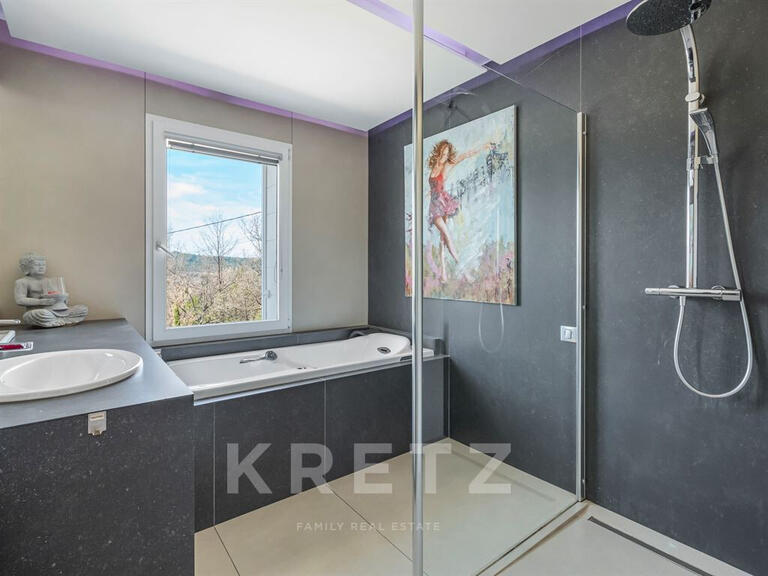 Maison Moustiers-Sainte-Marie - 5 chambres - 208m²