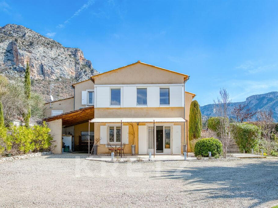 Maison Moustiers-Sainte-Marie