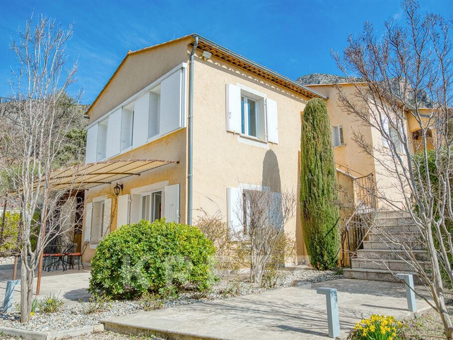 Maison Moustiers-Sainte-Marie