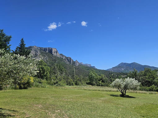 Maison Moustiers-Sainte-Marie - 5 chambres - 292m²