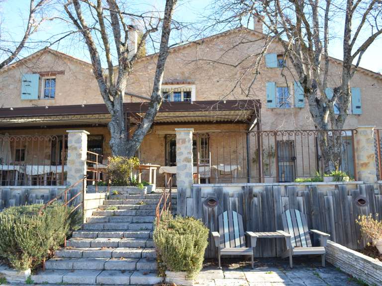 Maison Moustiers-Sainte-Marie - 5 chambres - 292m²