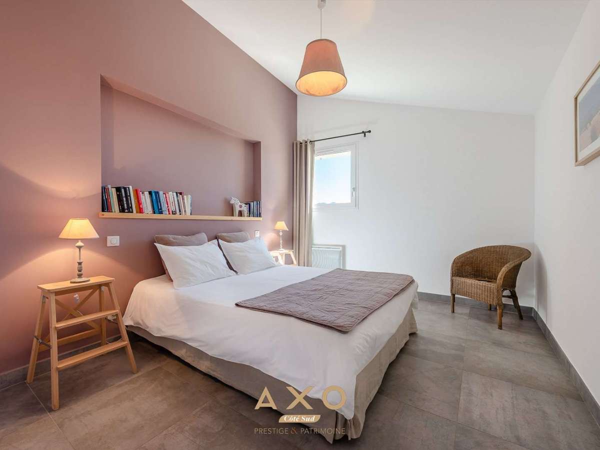 House Moustiers-Sainte-Marie