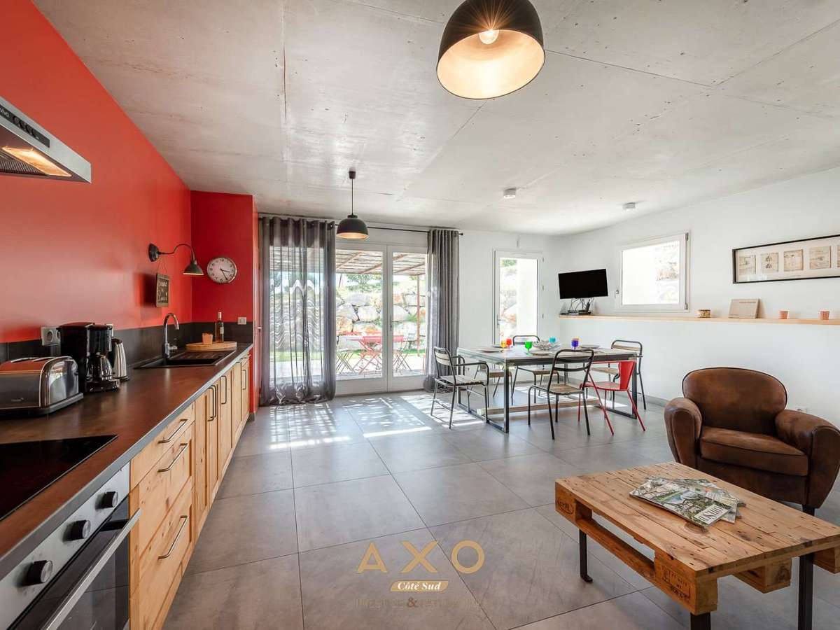 House Moustiers-Sainte-Marie