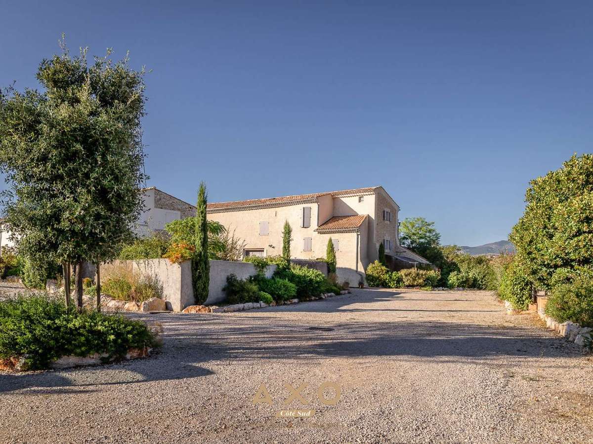 Maison Moustiers-Sainte-Marie