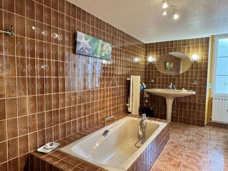 House Mouthiers-sur-Boëme - 3 bedrooms