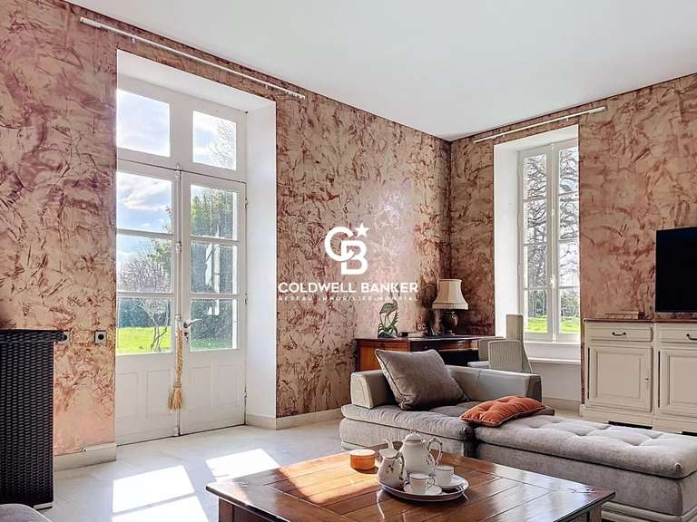 Maison Moutiers-les-Mauxfaits - 7 chambres - 440m²