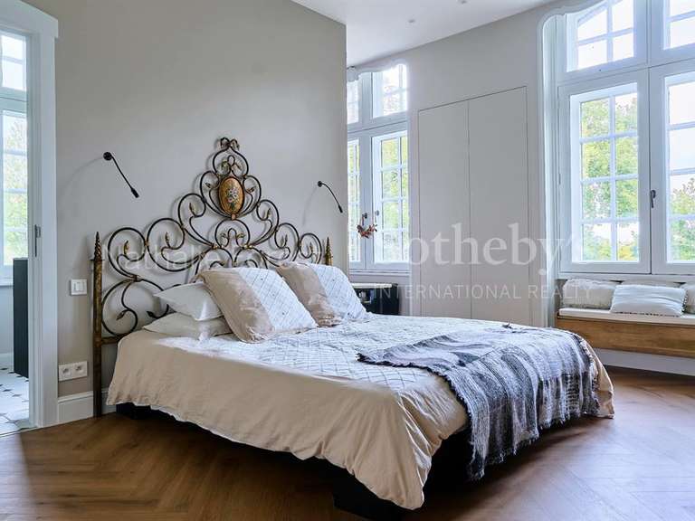 Appartement Mouvaux - 3 chambres - 210m²