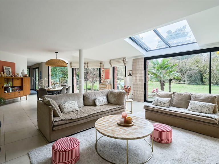 Maison Mouvaux - 4 chambres - 240m²