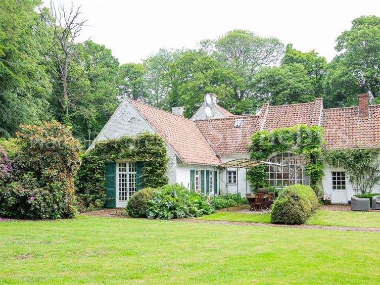 House Mouvaux - 11 bedrooms - 714m²