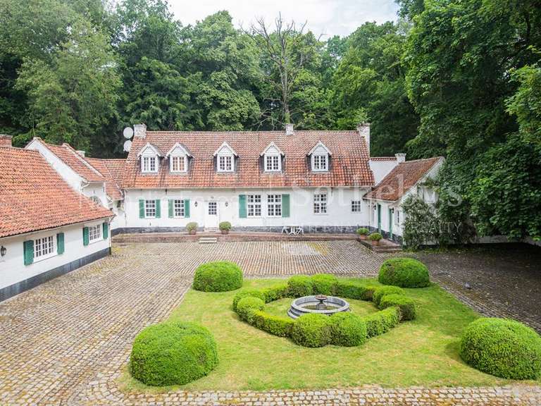 House Mouvaux - 3 bedrooms - 420m²