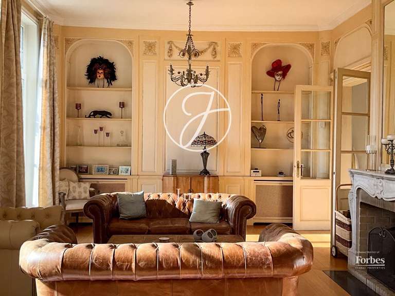 Maison Mouvaux - 5 chambres - 401m²