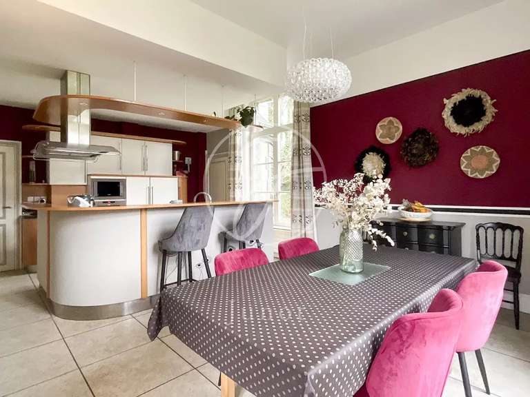 Maison Mouvaux - 5 chambres - 401m²