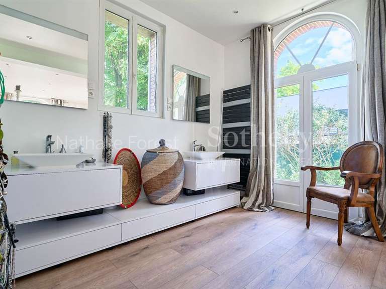 Maison Mouvaux - 5 chambres - 275m²