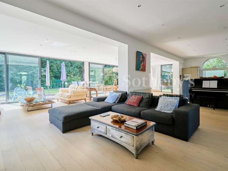 Maison Mouvaux - 5 chambres - 275m²