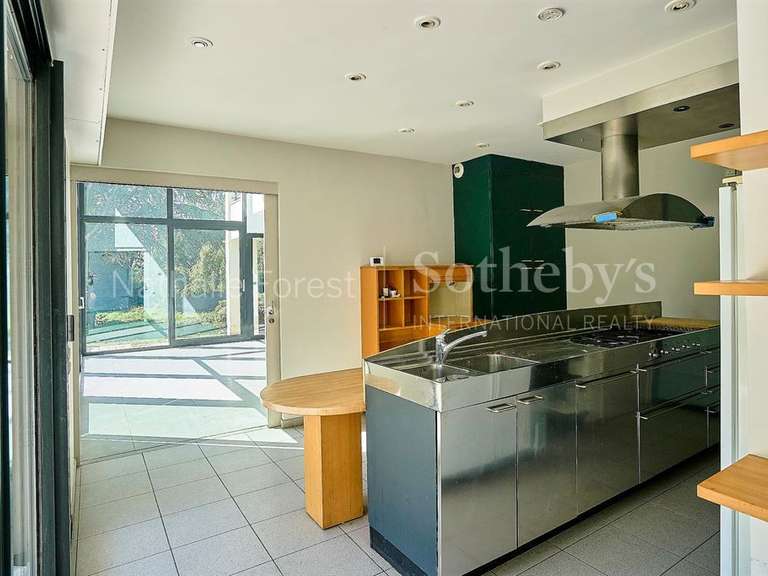 Maison Mouvaux - 6 chambres - 301m²