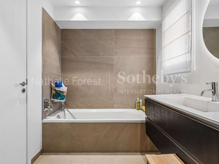 Maison Mouvaux - 4 chambres - 200m²