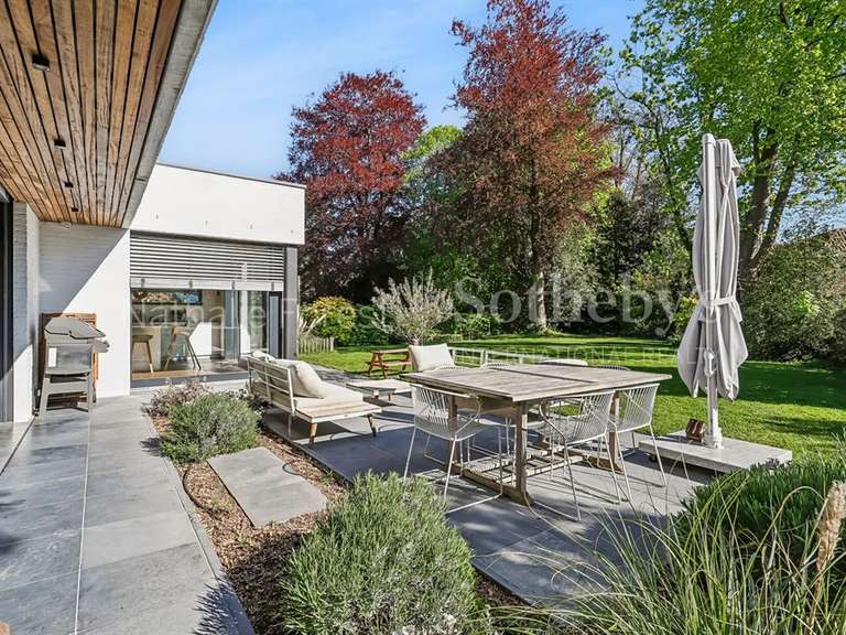 Maison Mouvaux - 4 chambres - 200m²