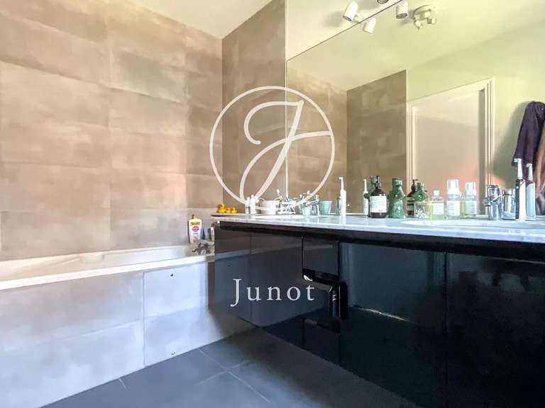 Maison Mouvaux - 6 chambres - 406m²