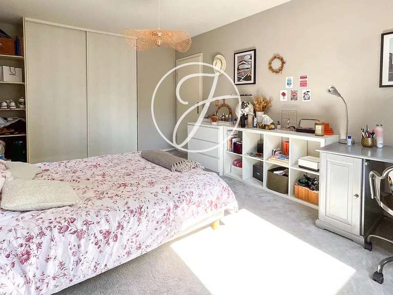 Maison Mouvaux - 6 chambres - 406m²