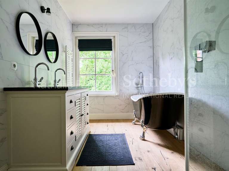 Maison Mouvaux - 4 chambres - 292m²