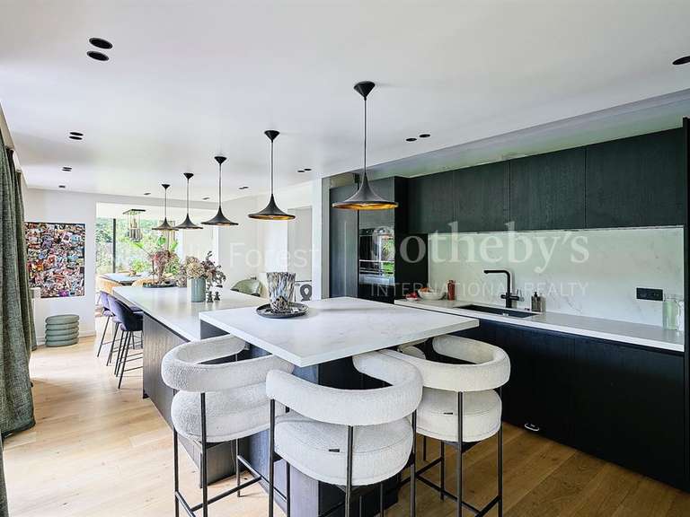 Maison Mouvaux - 5 chambres - 216m²