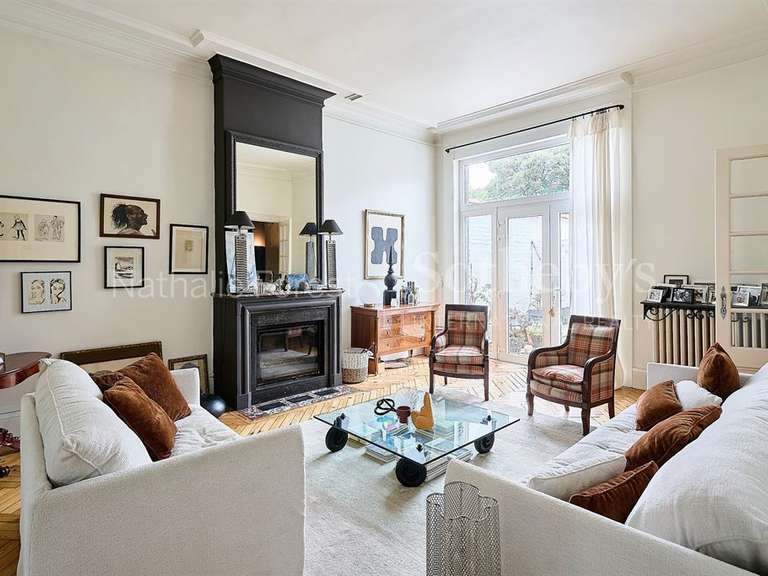 Maison Mouvaux - 6 chambres - 217m²