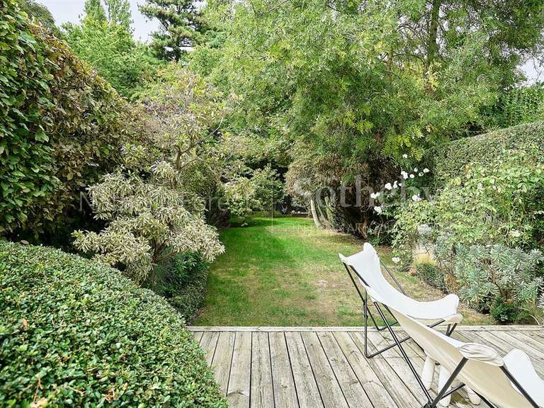 Maison Mouvaux - 6 chambres - 217m²